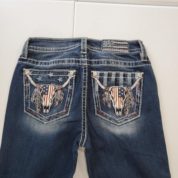 Miss Me Jeans Women 26 x 34 Mid-Rise Bootcut Embroidered Flag Skull Southwest - Picture 1 of 14